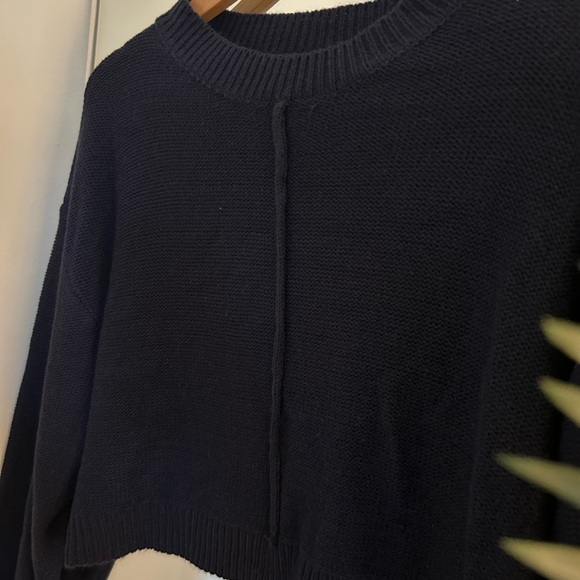 Classic Black Women's Sweater - Picture 3 of 3